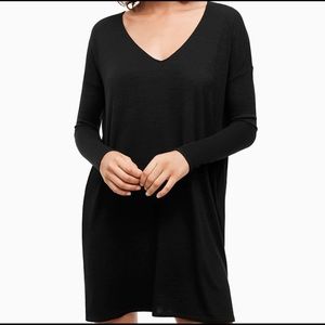 Aritzia Wilfred Black Long-Sleeve V-Neck Sweater Dress XXS